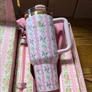 Stanley Pink and Green Floral Bath Set